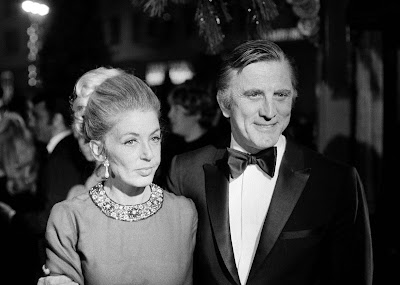 Kirk Douglas leaves almost his entire fortune to charitable projects